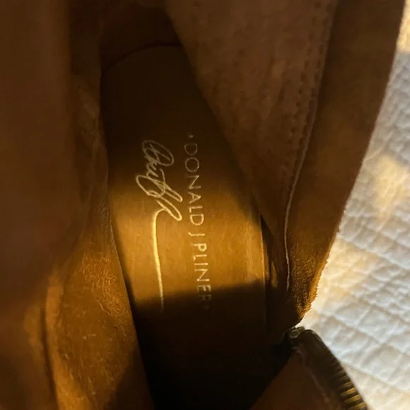 Donald Pliner Devi Tall boots 8.5, 2” heel, 14.5 circumference. Double zippers. - Picture 4 of 4